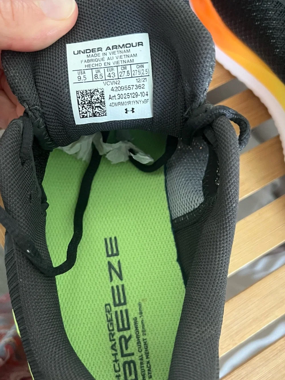 Under Armour UA Charged Breeze running shoes